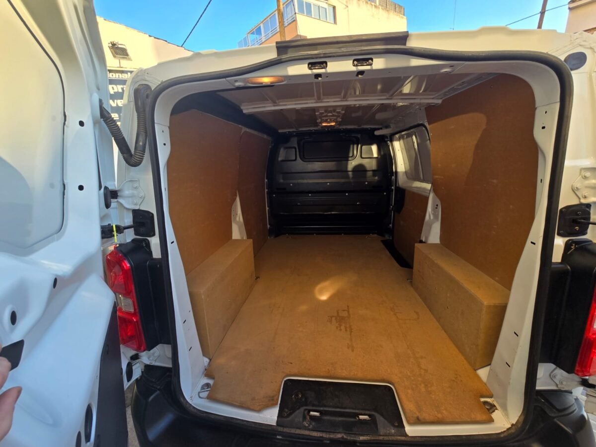 PEUGEOT EXPERT Furgon Pro 1.6 BlueHDi 70KW 95Standard