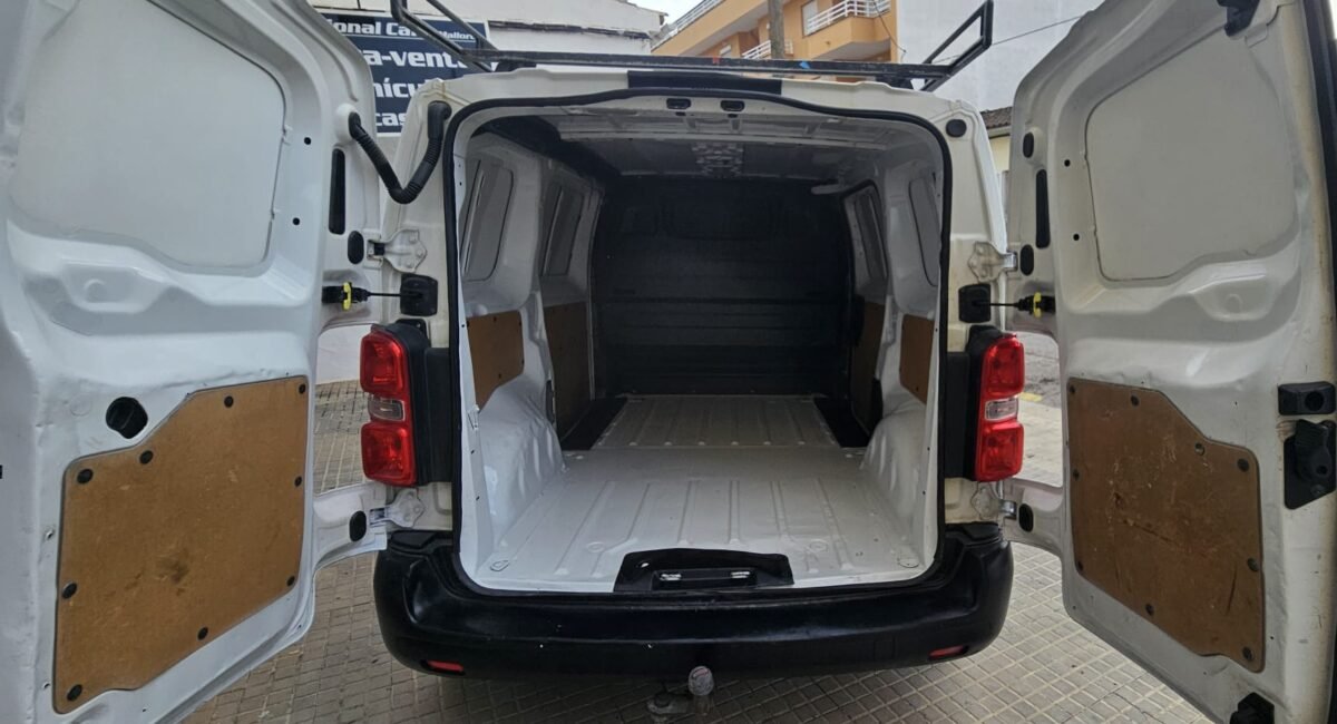 PEUGEOT EXPERT 1.6 BLUHDI 70KW MWB PRO