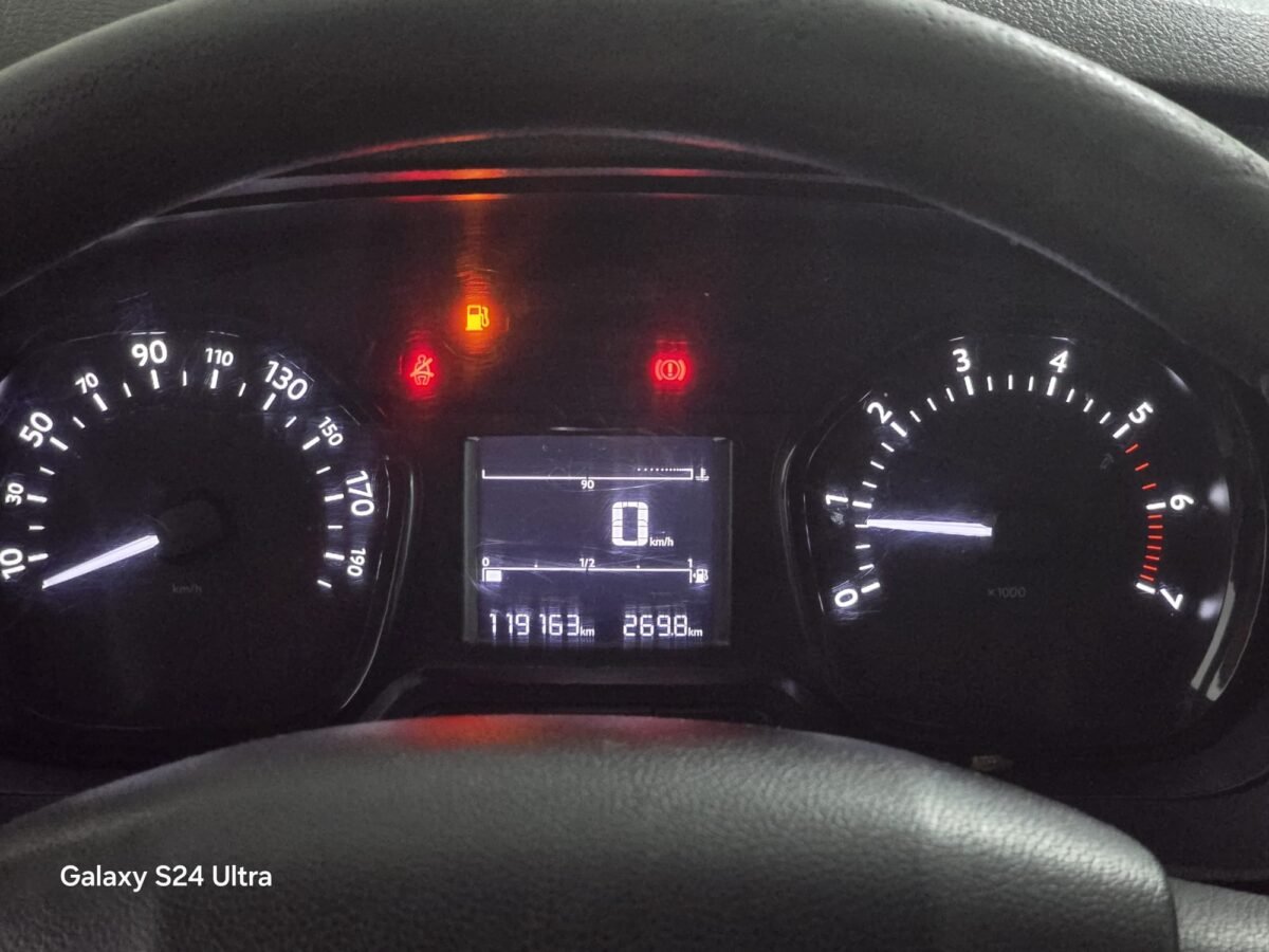 PEUGEOT EXPERT 1.6 BLUHDI 70KW MWB PRO
