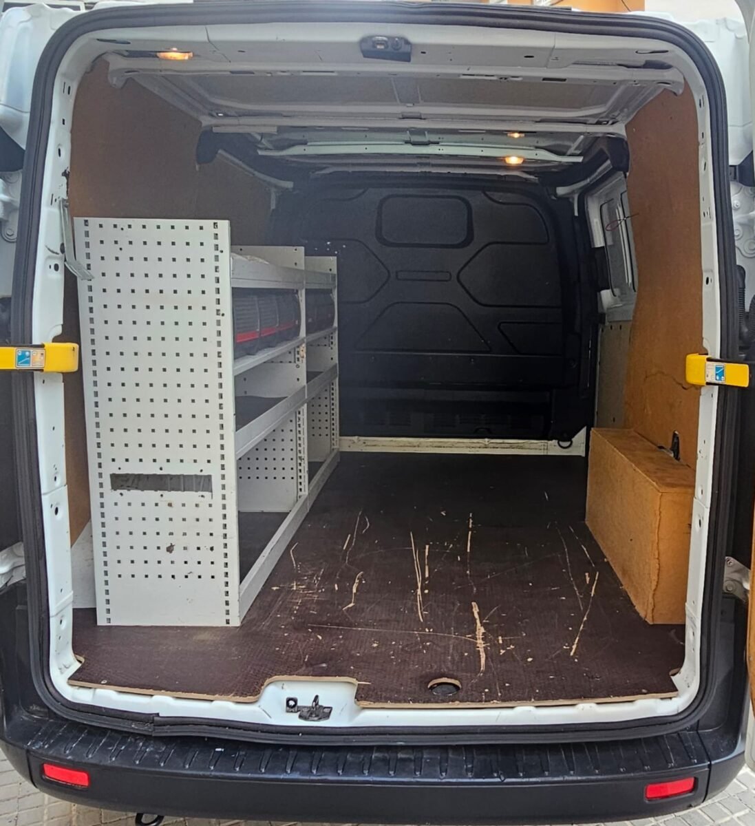 FORD Transit Van 2.0 TDCI 77kW 260 L1 Ambiente