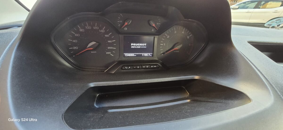 PEUGEOT RIFTER Active Nav Long BlueHDi 73kW