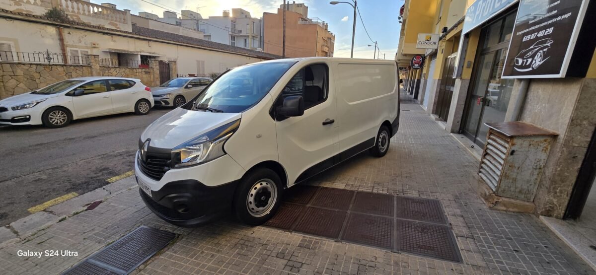 RENAULT Trafic 1.6 DCI 70KW PANEL VAN 27L