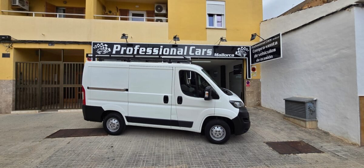 PEUGEOT Boxer FURGON 330 LIHI BHDI 110