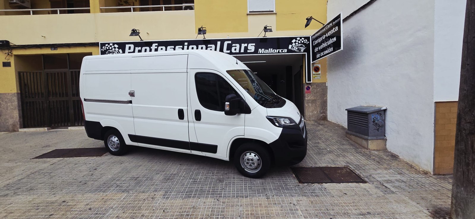 PEUGEOT Boxer 2.0 BLUEHDI 81KW L2H2 333