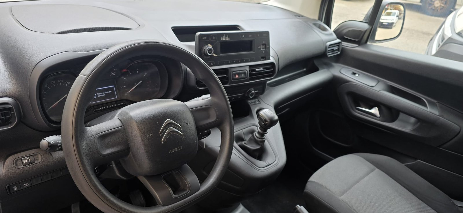 CITROEN Berlingo Talla M BlueHDi 75 LIVE