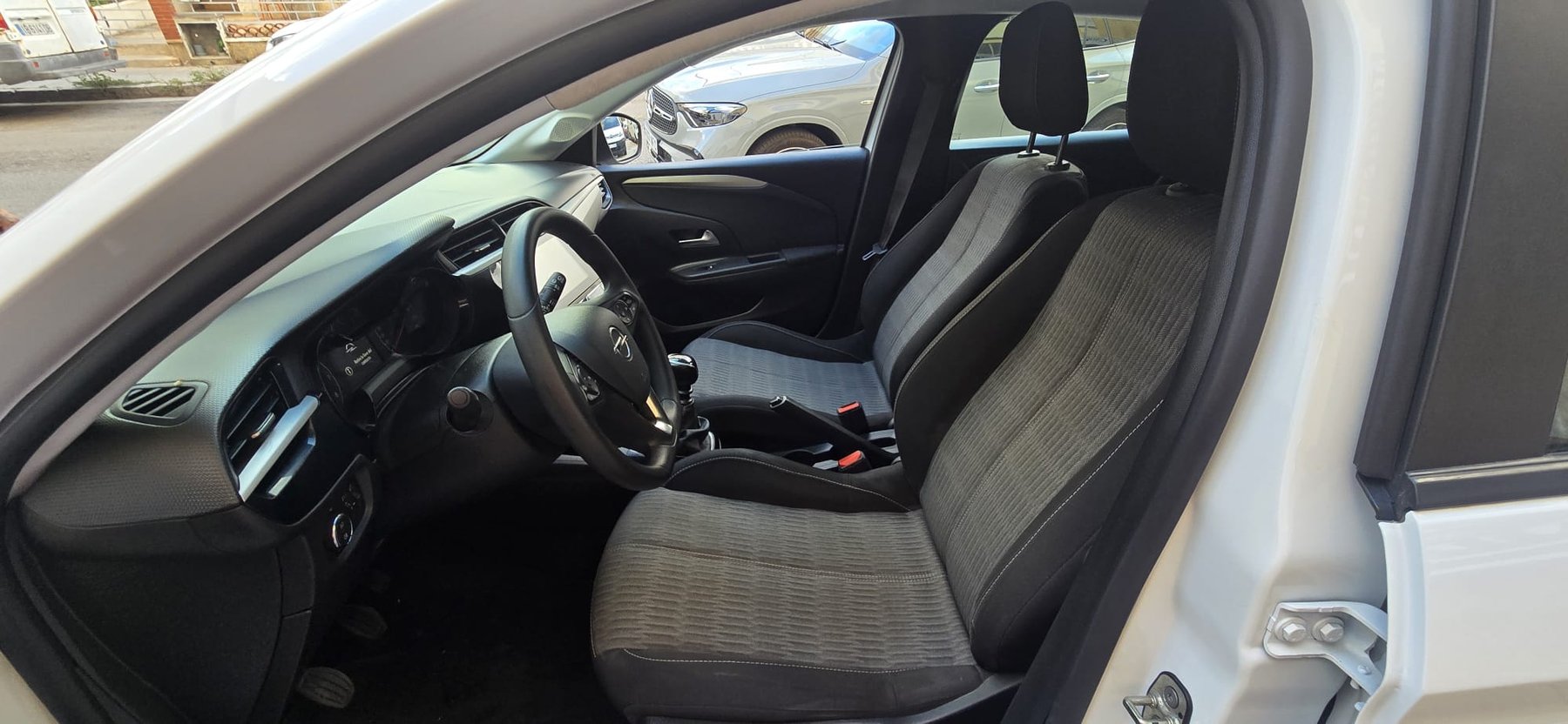 OPEL CORSA 1.5D DT 74kW 100CV Edition