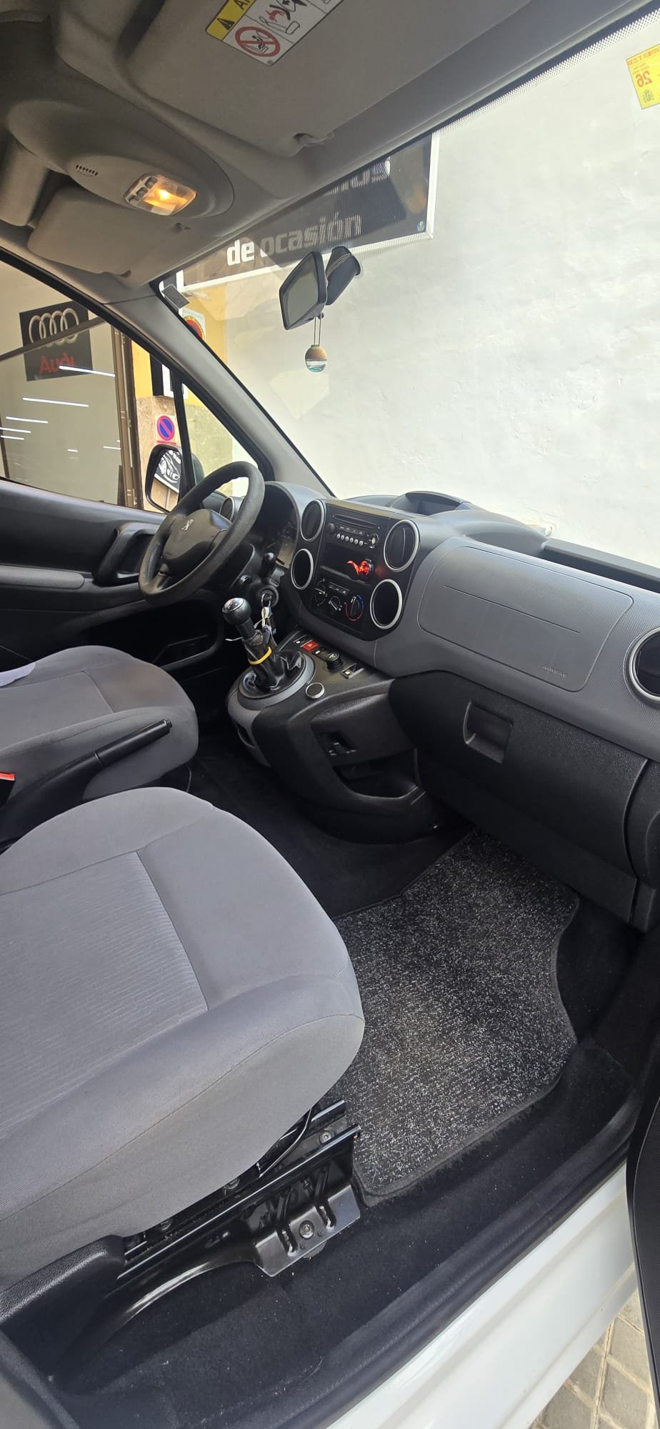 PEUGEOT Partner BLUEHDI 75 TEPEE ACESS