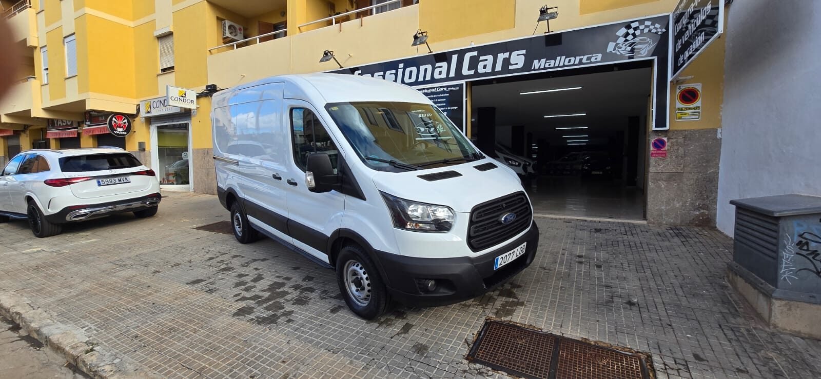 FORD Transit 2.0 TDCI 96KW 350 L2H2 AMBIENTE 