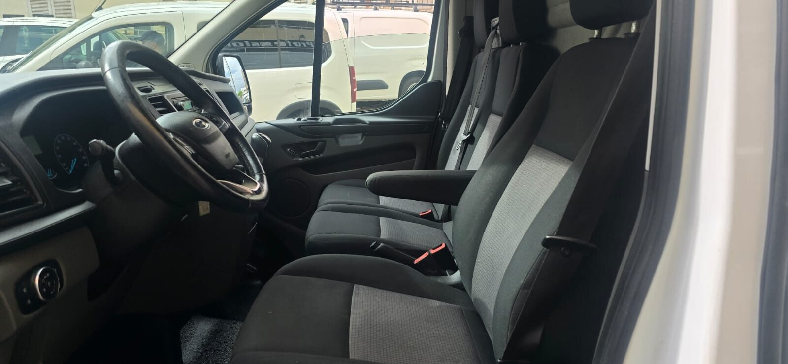 FORD TRANSIT CUSTOM 2.0 TDCI 77KW 2060 AMB