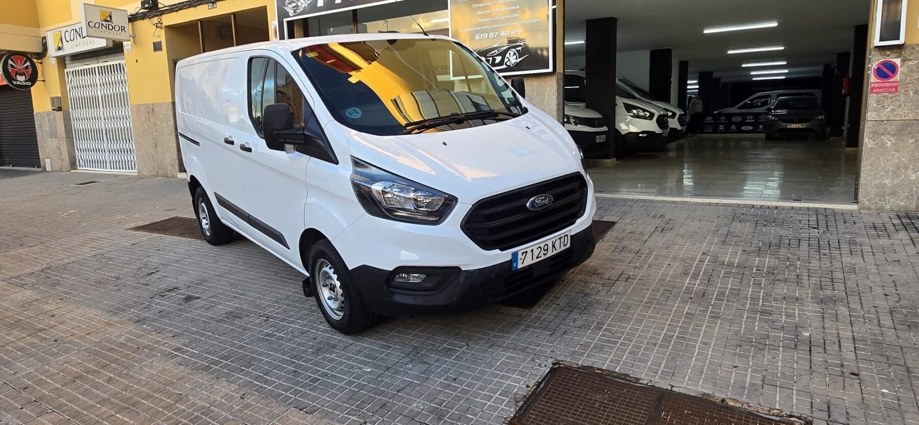 FORD TRANSIT CUSTOM Van 2.0 TDCI 77kW 260 L1 Ambiente