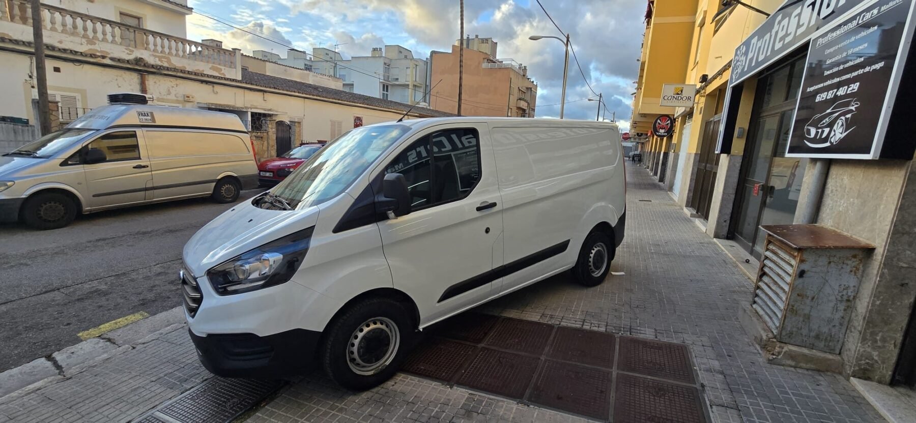 FORD TRANSIT CUSTOM Van 2.0 TDCI 77kW 260 L1 Ambiente