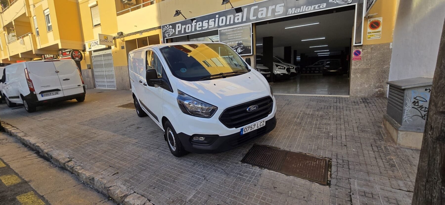 FORD TRANSIT CUSTOM Van 2.0 TDCI 77kW 260 L1 Ambiente