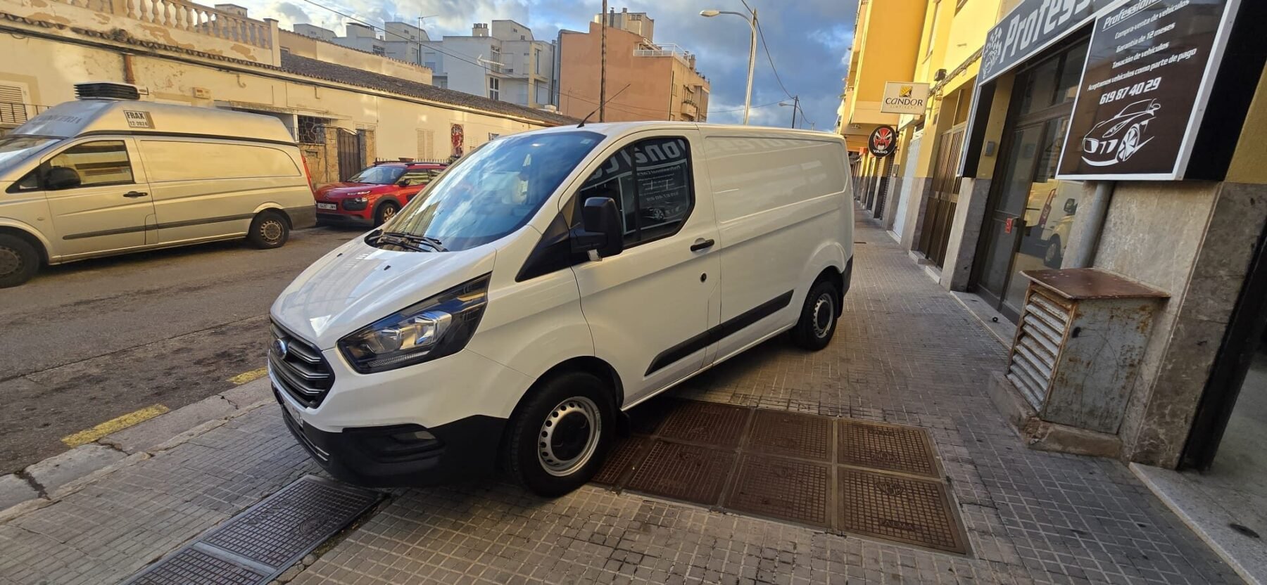 FORD TRANSIT CUSTOM Van 2.0 TDCI 77kW 260 L1 Ambiente