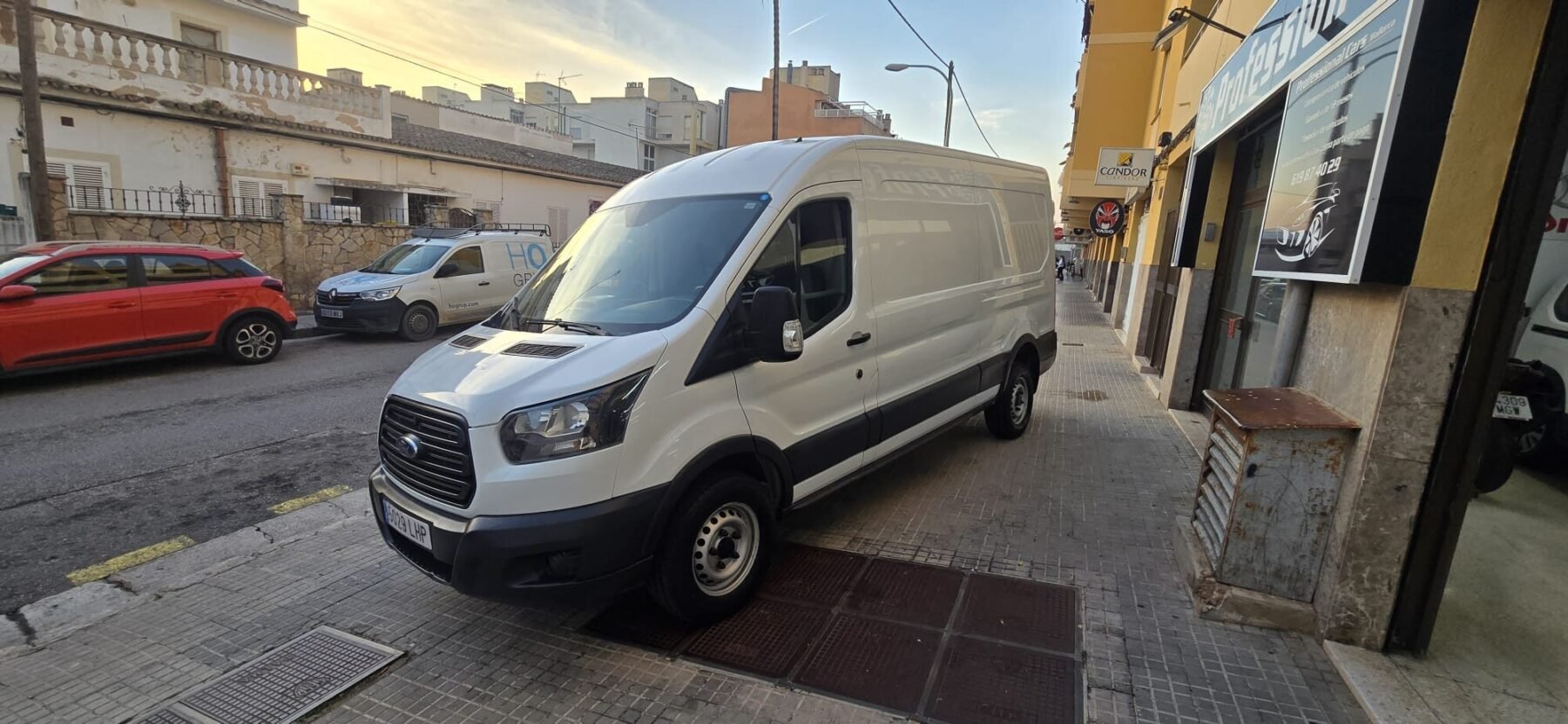FORD Transit 2.0TDCI 96KW 350 L3H2 AMBIENTE