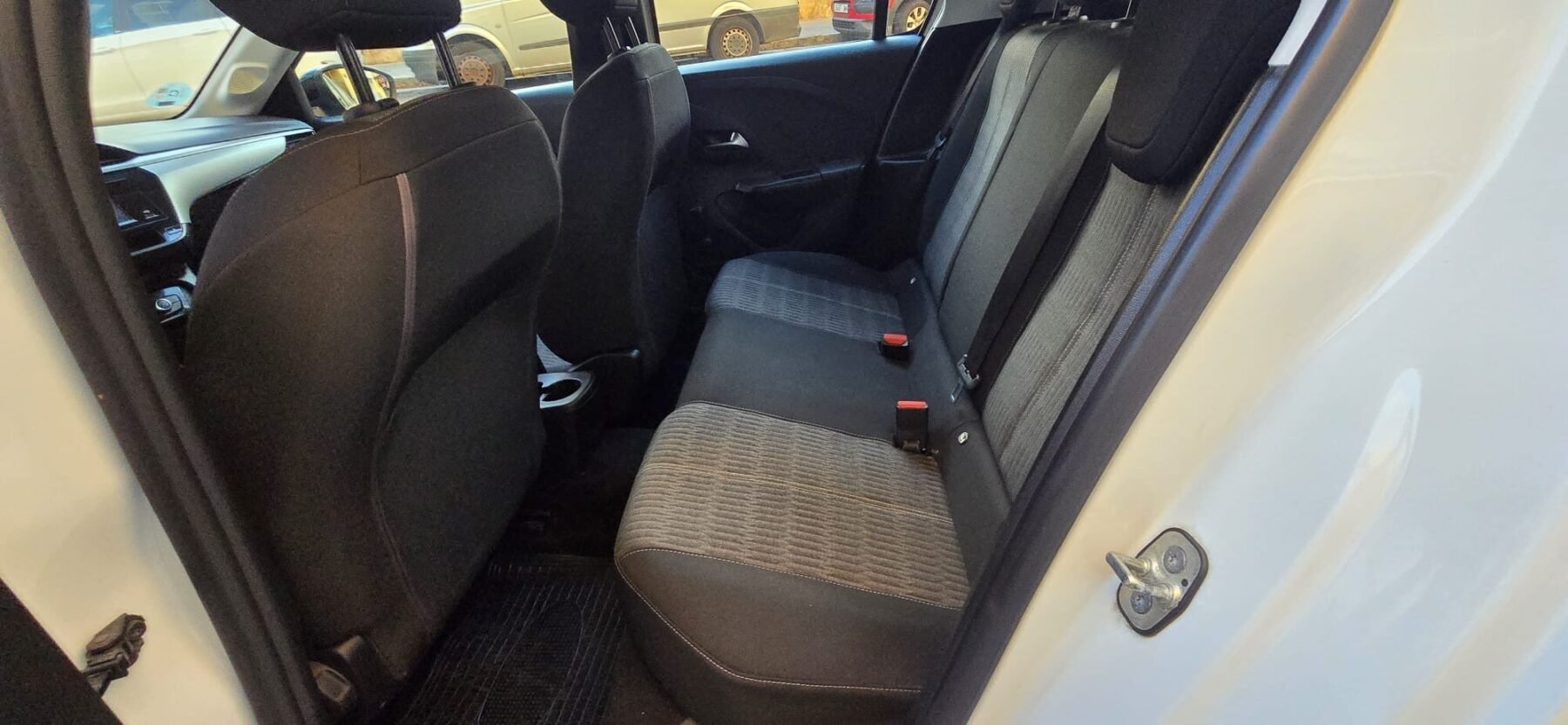 OPEL CORSA 1.5D DT 74kW 100CV Edition