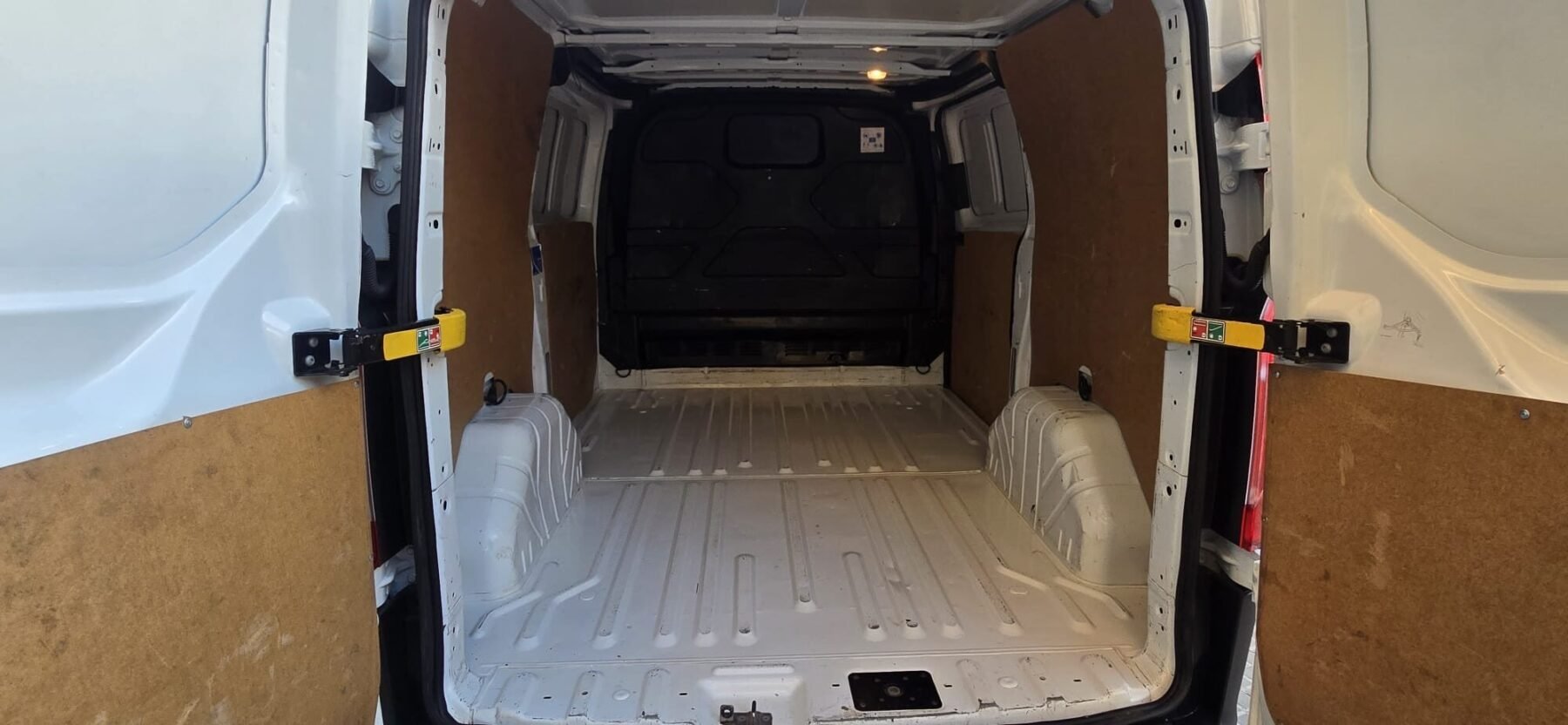 FORD TRANSIT CUSTOM Van 2.0 TDCI 77kW 260 L1 Ambiente