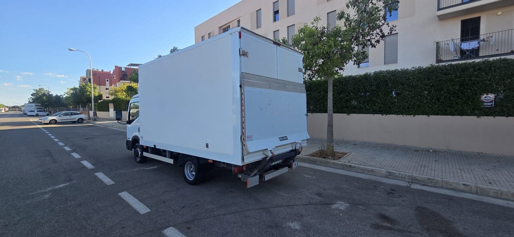 NISSAN NT 400  CABSTAR 3.0 DCI 130 PS