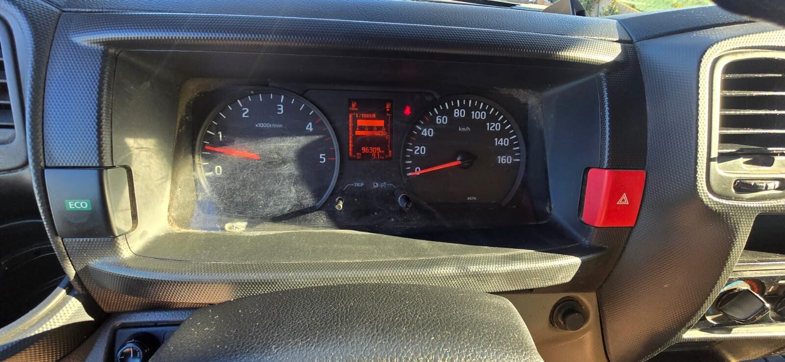 NISSAN NT 400  CABSTAR 3.0 DCI 130 PS