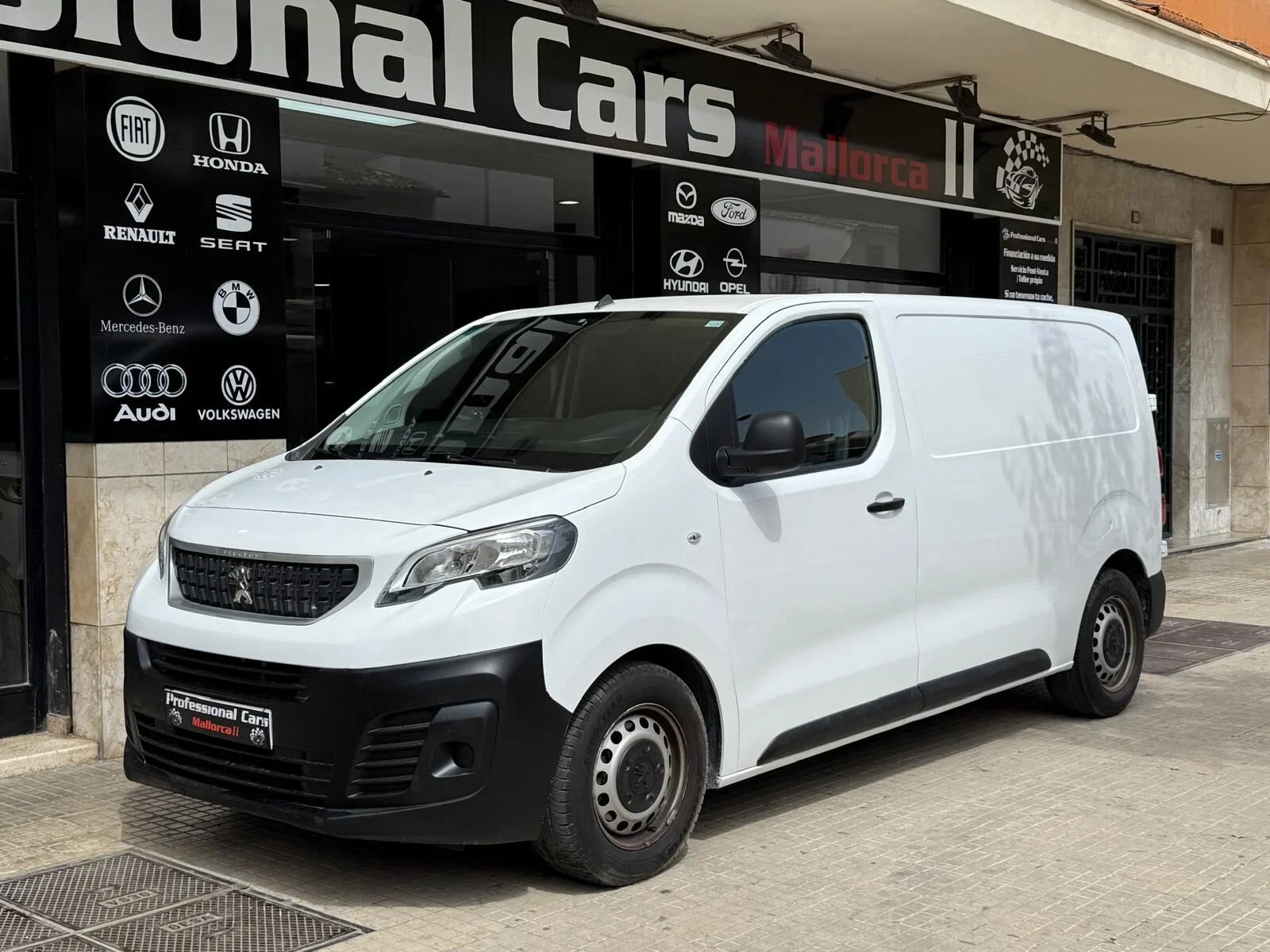 PEUGEOT EXPERT 1.5BlueHDi Pro