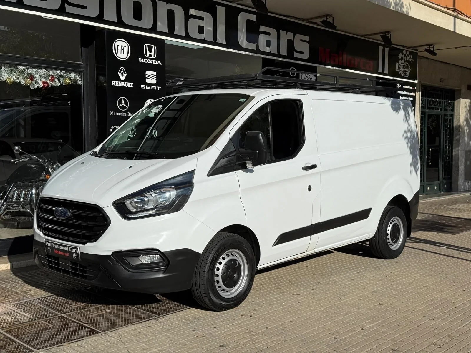 FORD TRANSIT CUSTOM Van 2.0 TDCI 77kW 260 L1 Ambiente