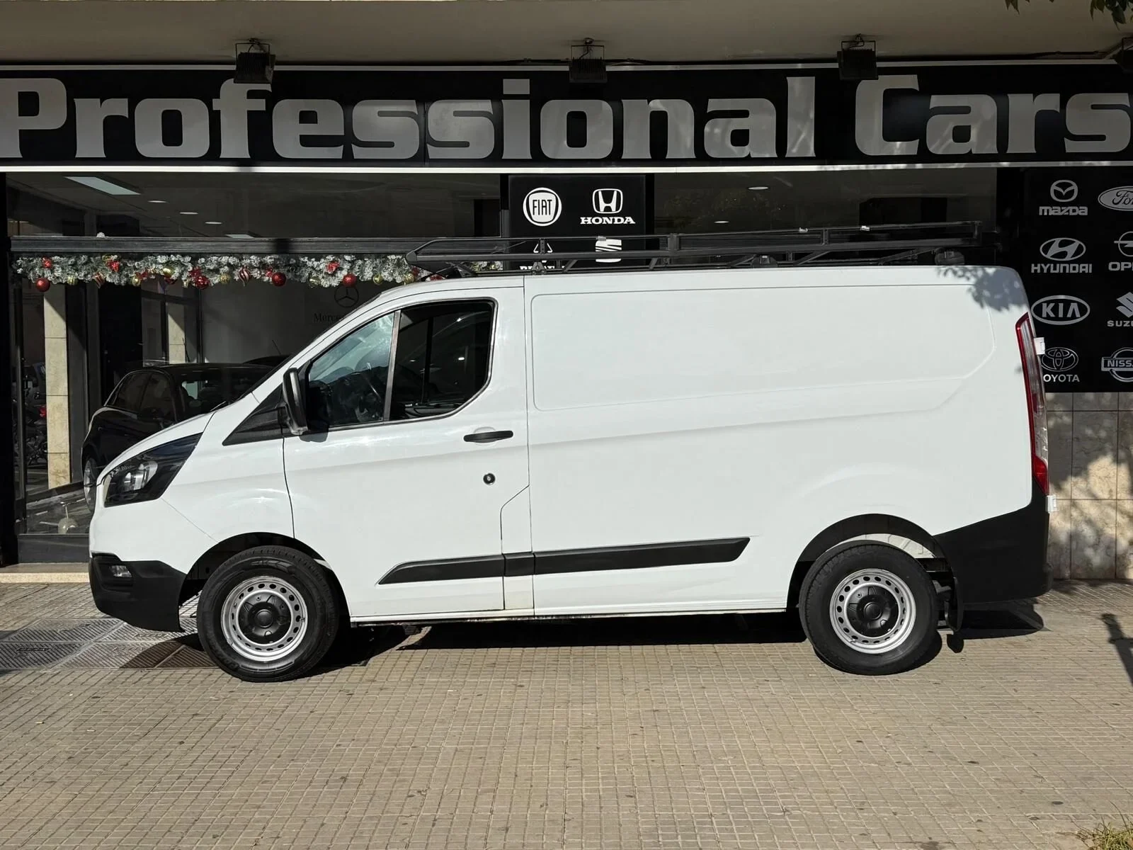 FORD TRANSIT CUSTOM Van 2.0 TDCI 77kW 260 L1 Ambiente