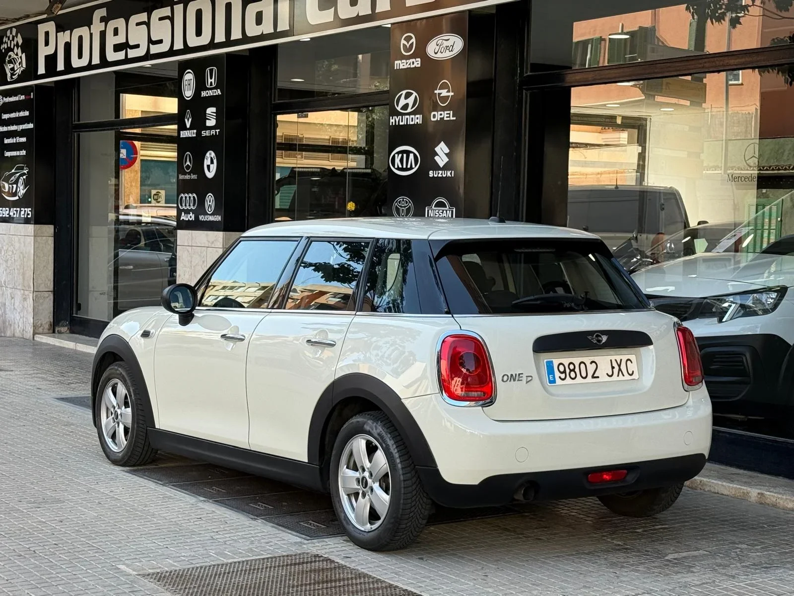 MINI COOPER COOPER D 5 PUERTAS 116CV
