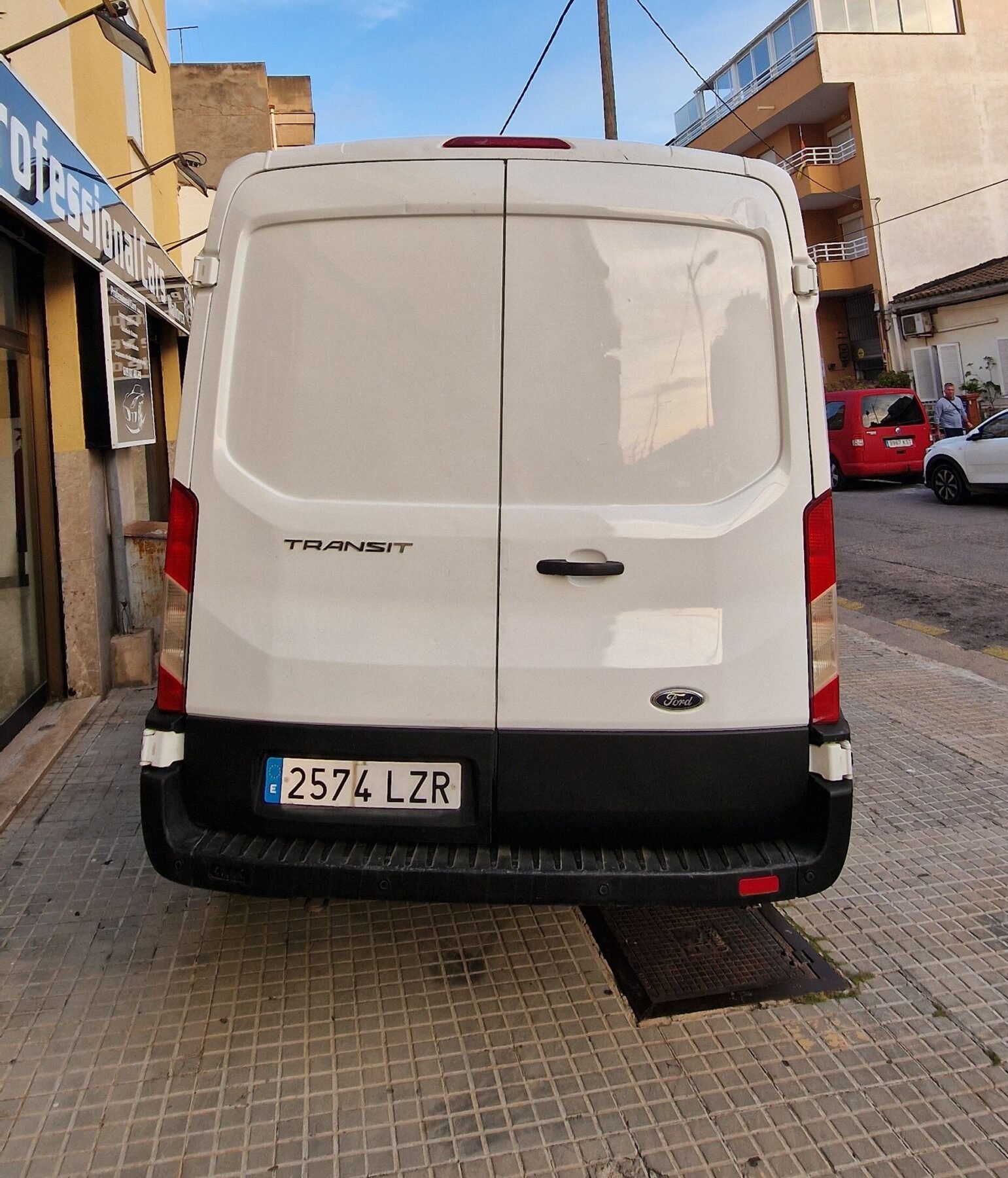 FORD Transit  2.0TDCI 96KW 350 L3H2 TREND