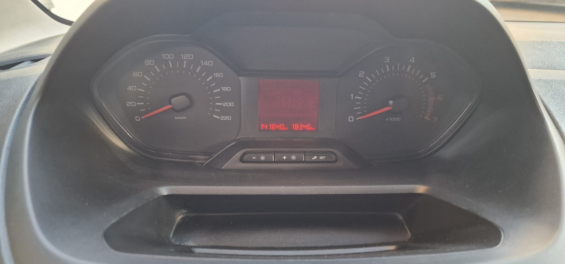 PEUGEOT Partner 1.5 BLUEHDI 73KW PRO STA