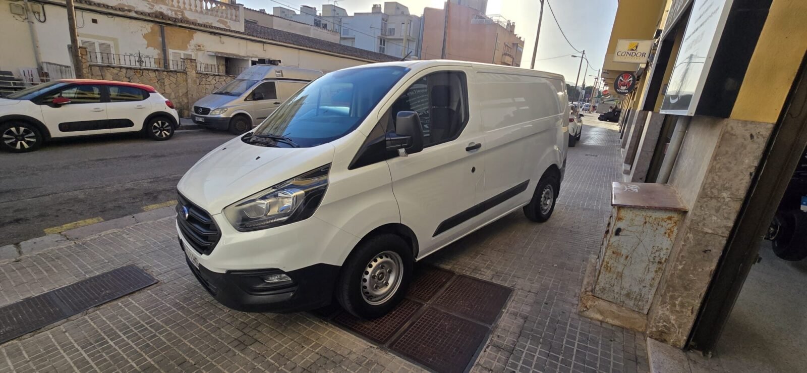 FORD TRANSIT CUSTOM 2.0 TDCI 77KW 260 AMBIENTE