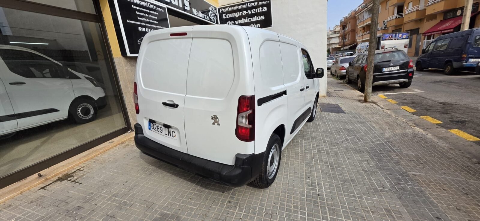 PEUGEOT Partner 1.5 BLUEHDI 73KW PRO STANDART