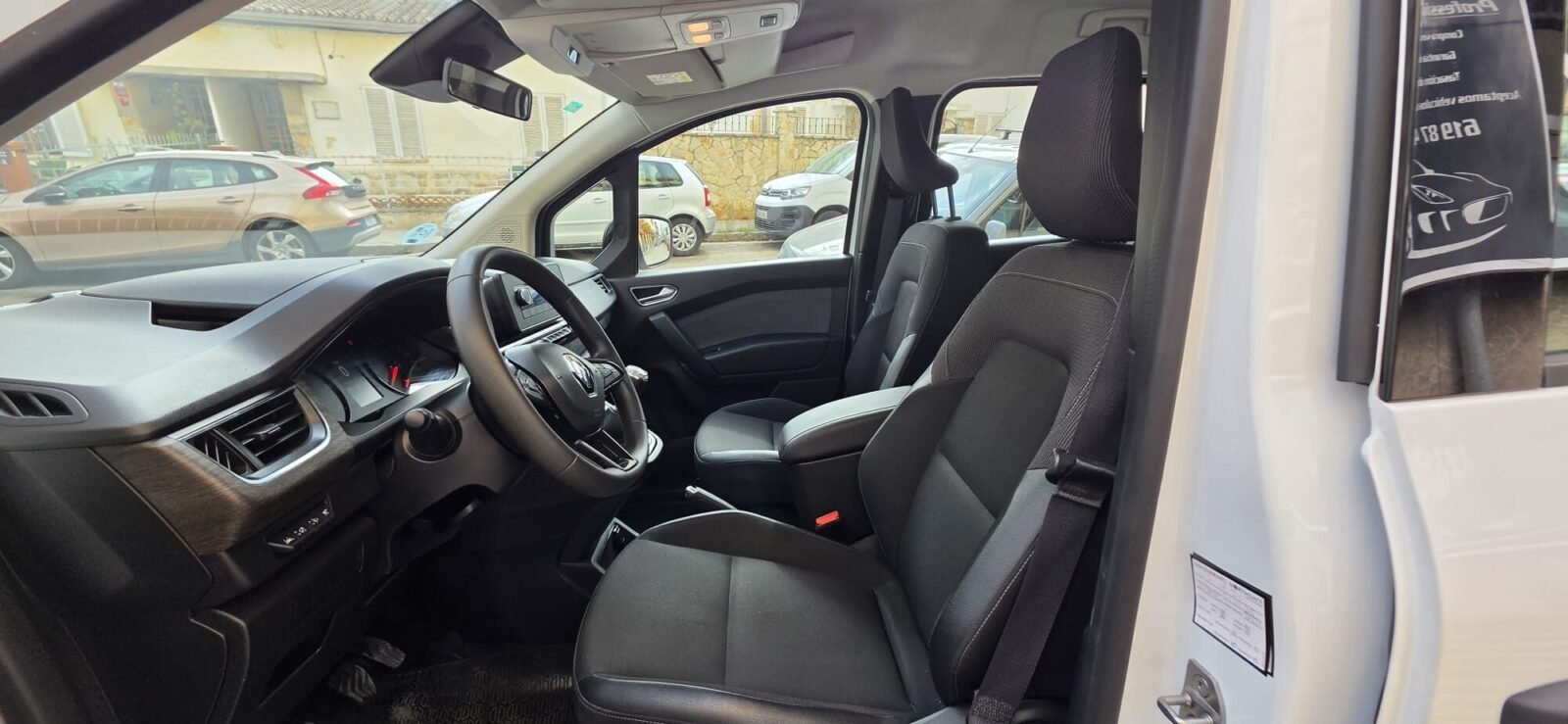 RENAULT KANGOO RENAULT KANGOO 1.5 BLUE DCI 70KW LIFE EDITION