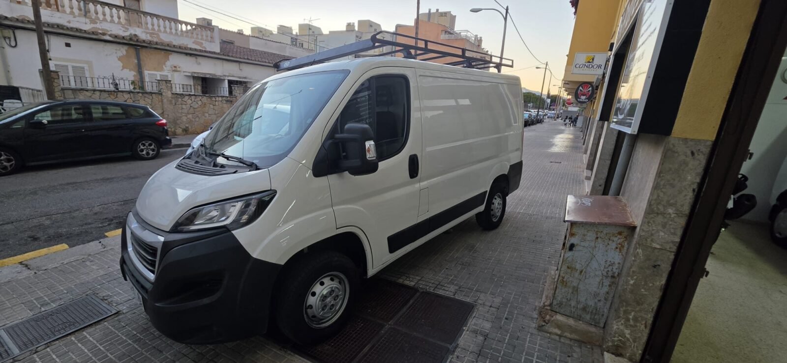 PEUGEOT Boxer BOXER 2.2 BHDI 88KW L1H1 330