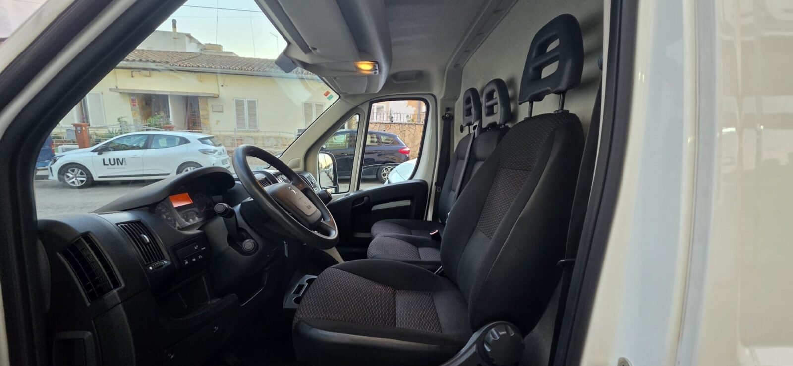 PEUGEOT Boxer BOXER 2.2 BHDI 88KW L1H1 330